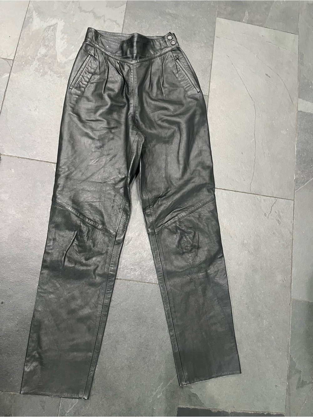 Vintage high-waist pleated Black Leather slit pocket Trousers, Viroel, Rome 40